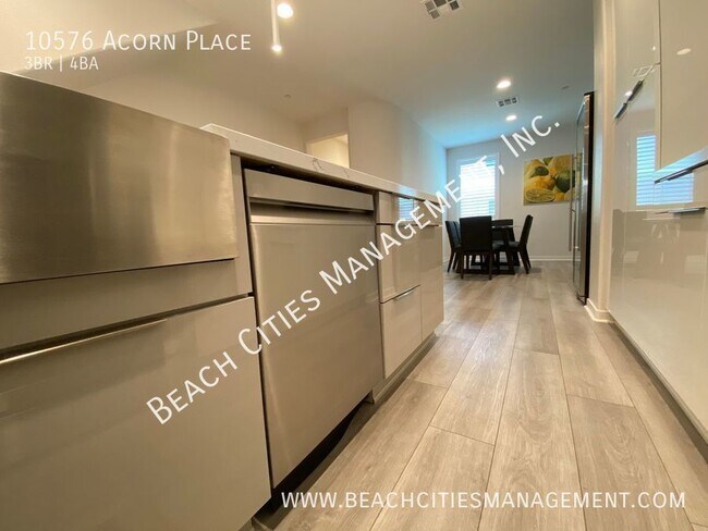 Building Photo - 10576 Acorn Pl