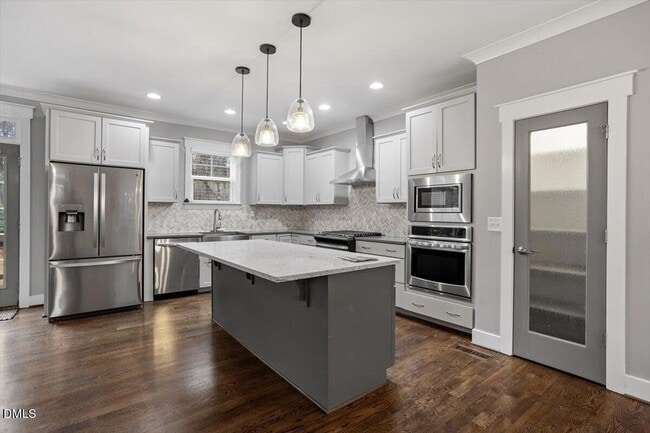 Building Photo - 714 1/2 S State Street Unit