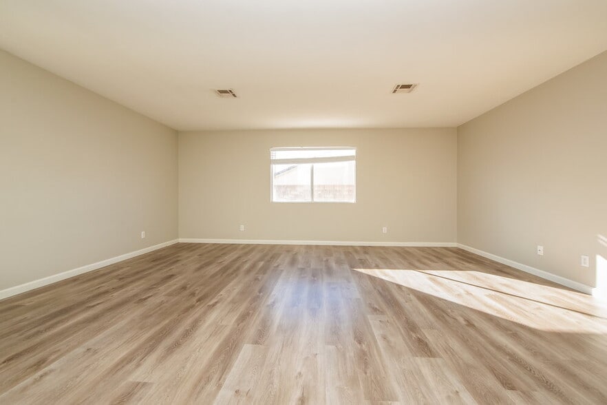 Building Photo - 7933 Odysseus Ave