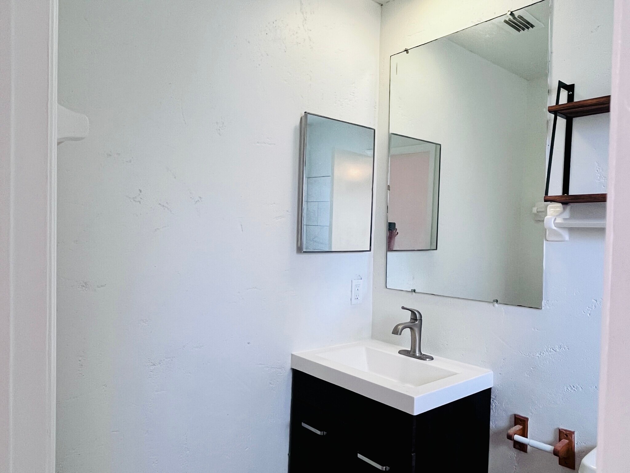 Building Photo - 506 Beechwood Ave