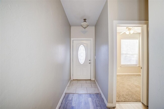 Building Photo - 2181 Houston Ave