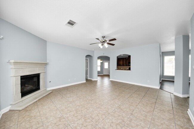 Building Photo - 19046 Sweet Springs Ln