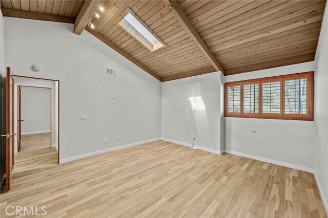Building Photo - 4 Woodhaven Dr