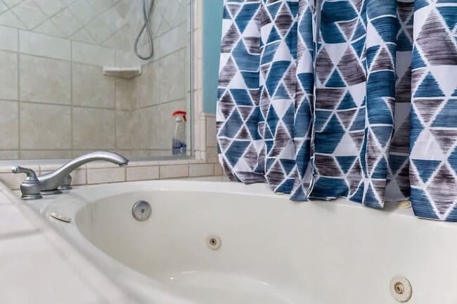 Building Photo - 1107 Shadowcrest Ln