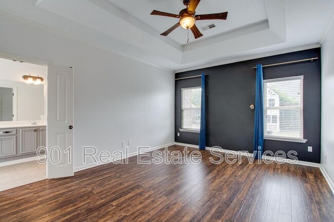 Building Photo - 7827 Anna Calla Way