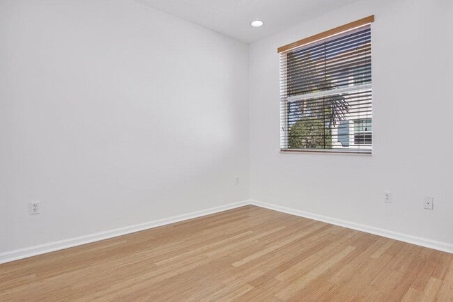 Building Photo - 1383 Piazza Pitti