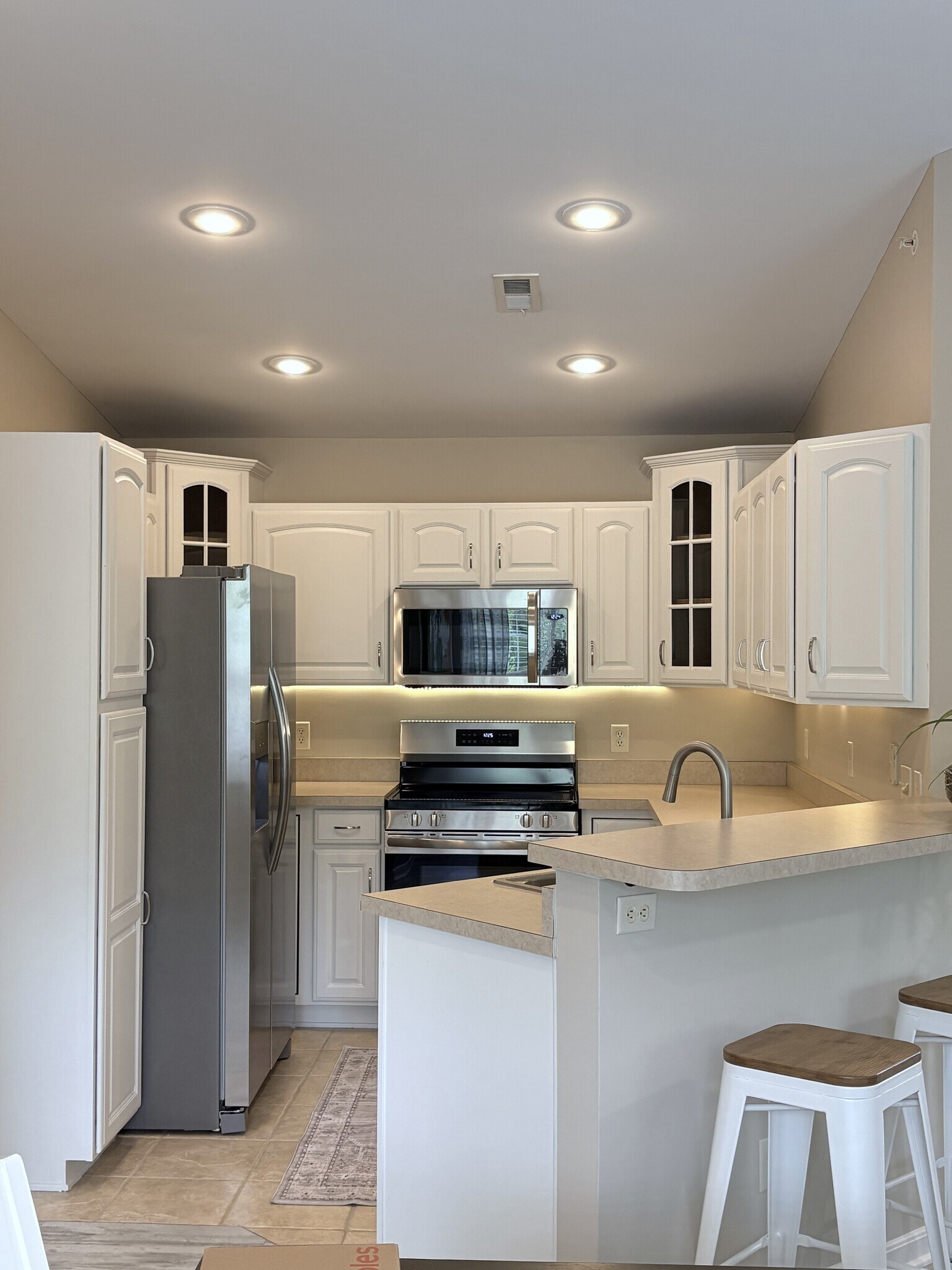 Building Photo - 257 Skyview Ct