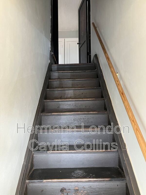 Building Photo - 3753-3755 Dunnica Avenue