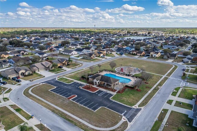 Building Photo - 4655 Doral Park Ave