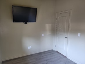 Building Photo - 8200 6900 W