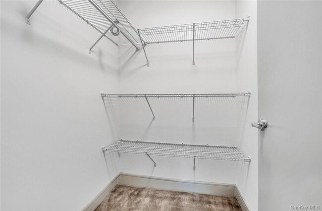 Building Photo - 92 Blauvelt Wy