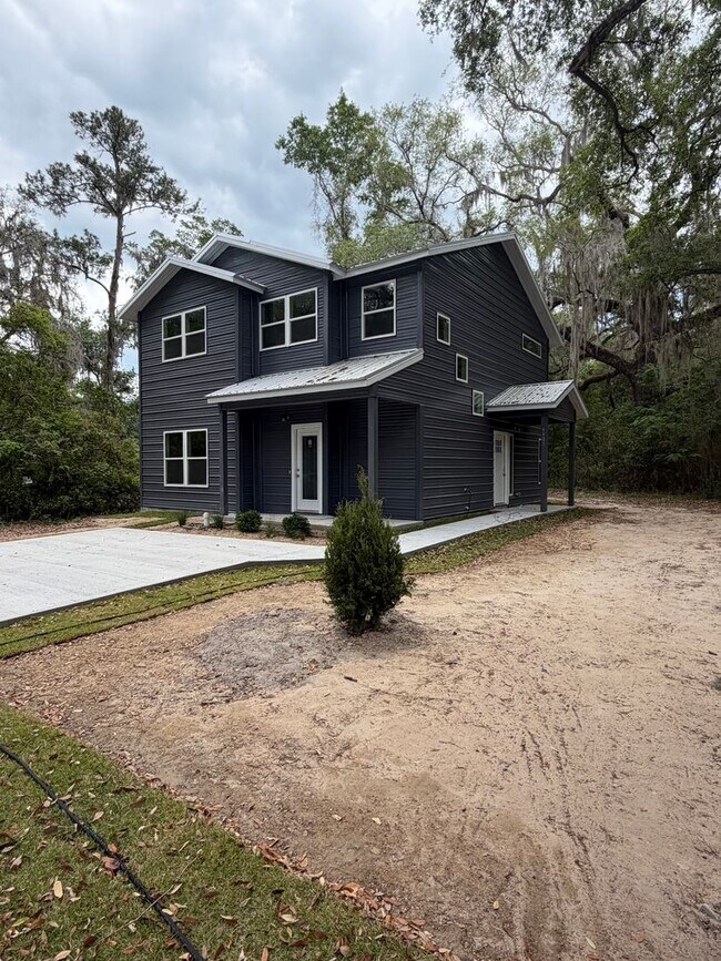 Building Photo - 4409 NW 31st Ave