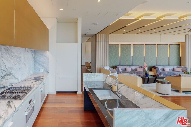 Building Photo - 889 Francisco St