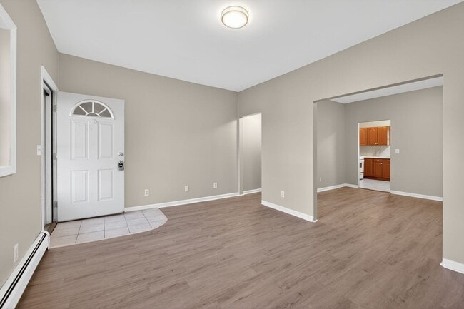 Building Photo - 1719 Madison Ave