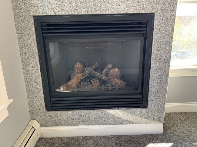 Building Photo - 3 Commercial St