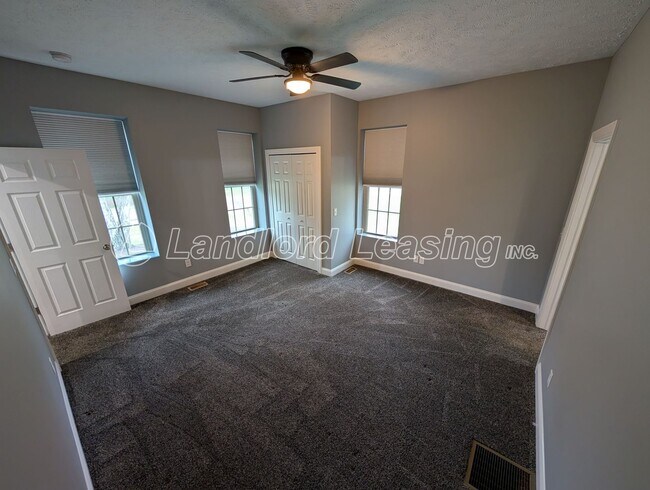 Building Photo - 9005 Murray Ridge Rd