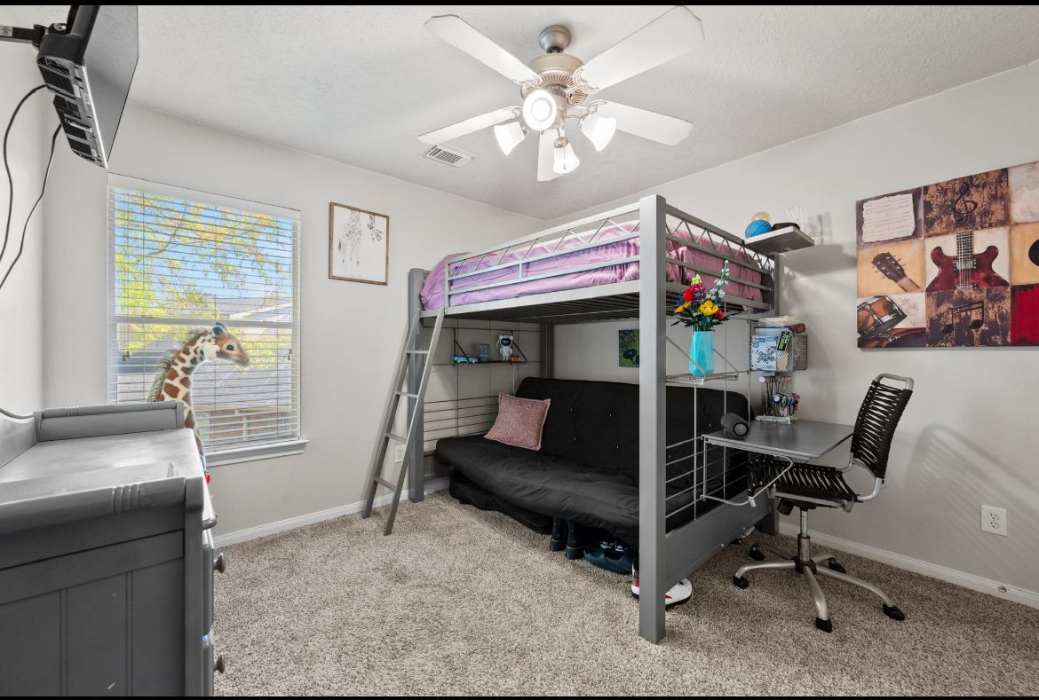 Building Photo - 17310 Scotts Bluff Ct