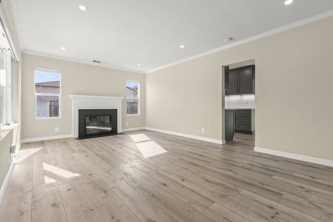 Building Photo - 6535 Ben Ave