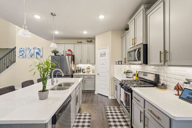 Building Photo - 812 Coronado Terrace Ln