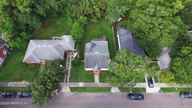 Building Photo - 1328 Ingleside Ave