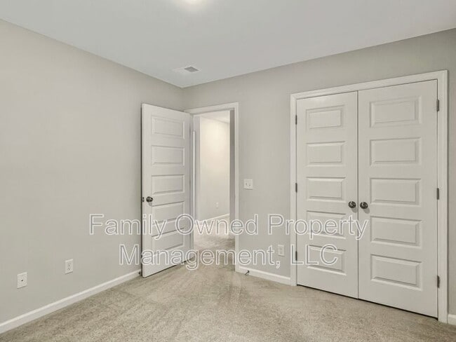 Building Photo - 175 Camellia Bloom Dr