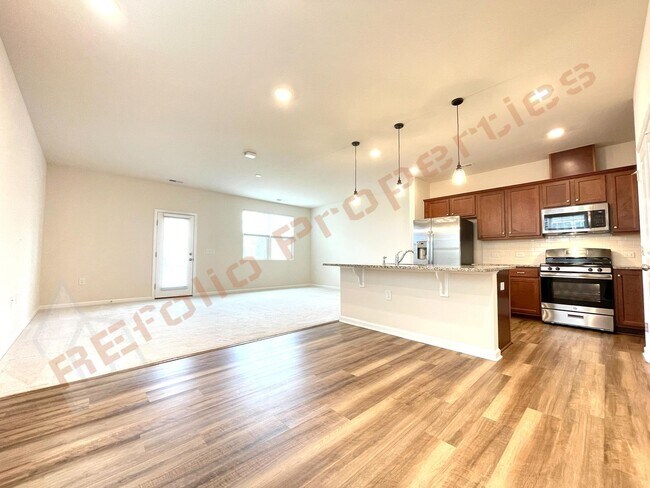 Building Photo - 1211 Homecoming Wy