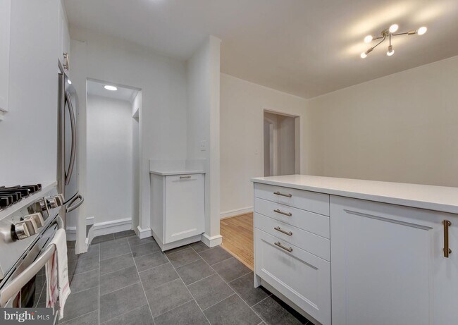 Building Photo - 1518 44th St NW