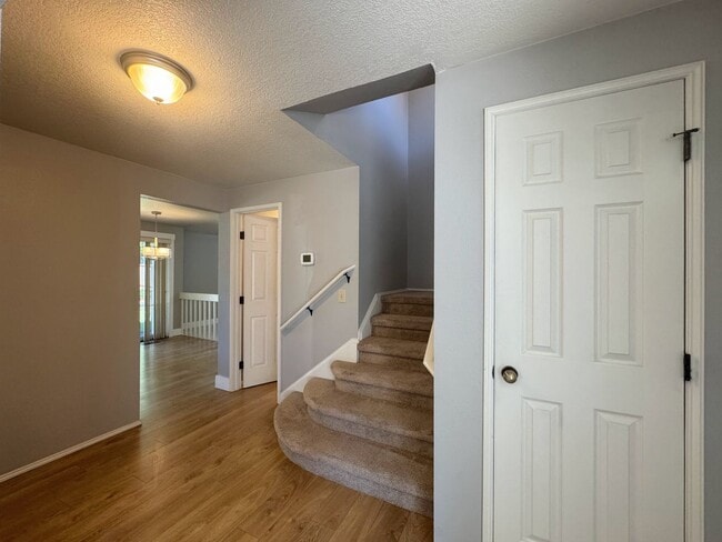 Building Photo - Charming 3-Bedroom Home in Desirable Gem Heights