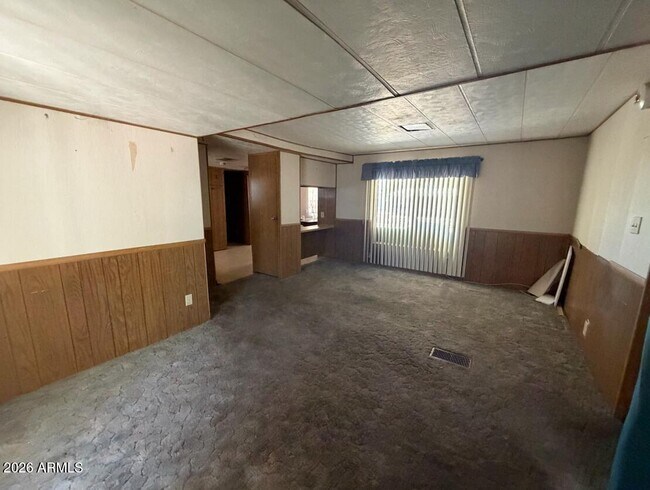 Building Photo - 131 N 88th Way