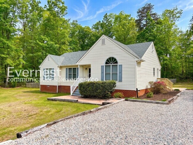 Building Photo - 2581 Glenridge Ct