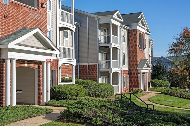 Building Photo - Student-Friendly Rental in Eagles Landing - Utilities Included