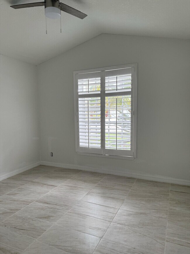 Building Photo - 109 Belmont Dr