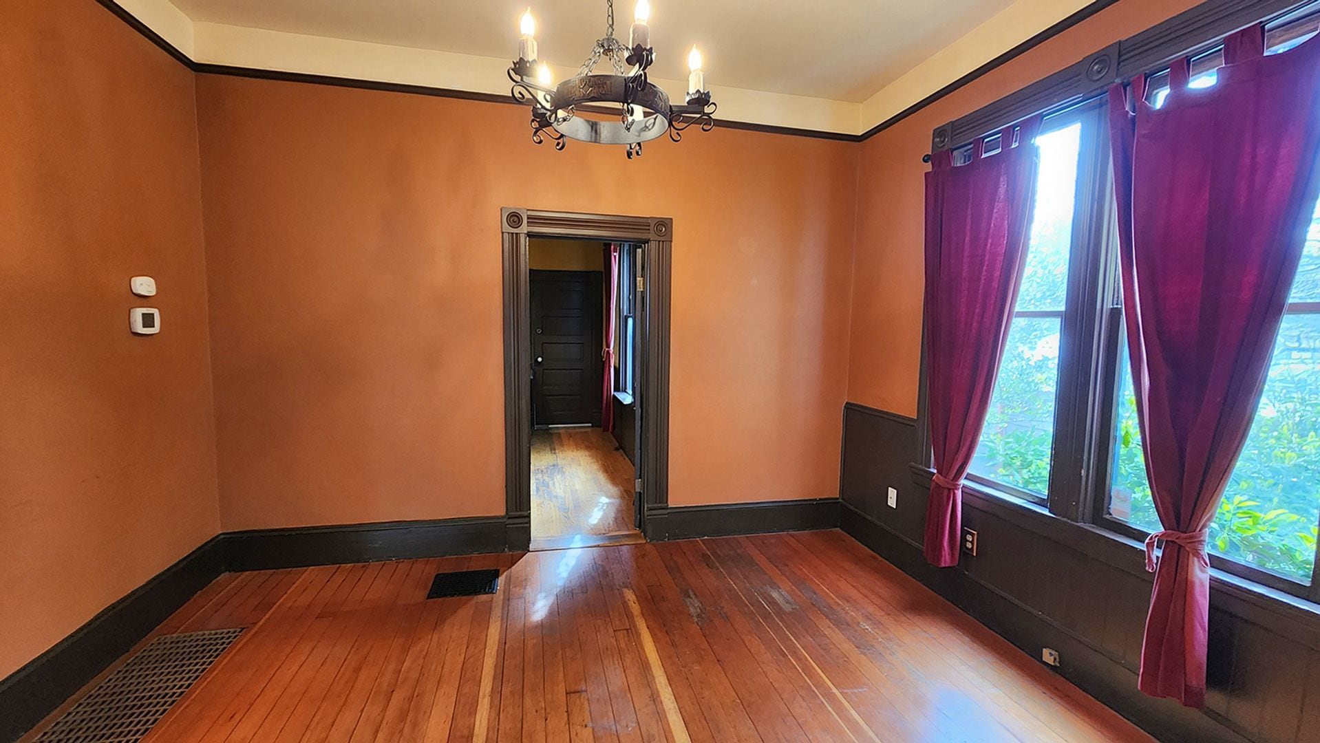 Building Photo - 5112 SE Hawthorne Blvd