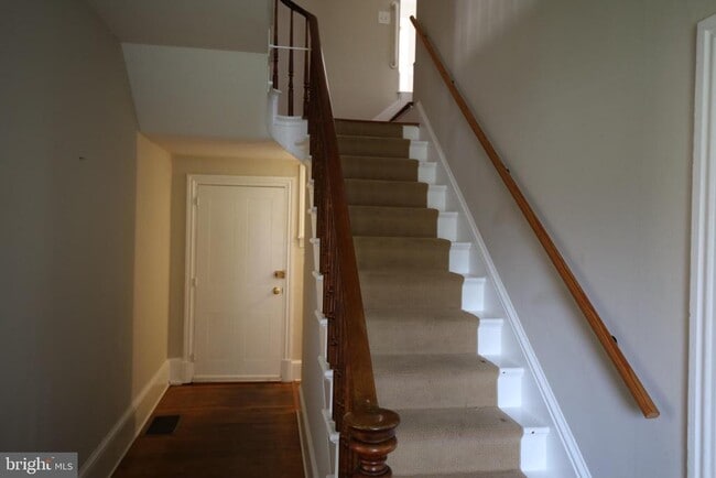 Building Photo - 3244 Skippack Pike