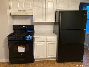 Building Photo - 235 Deacon St