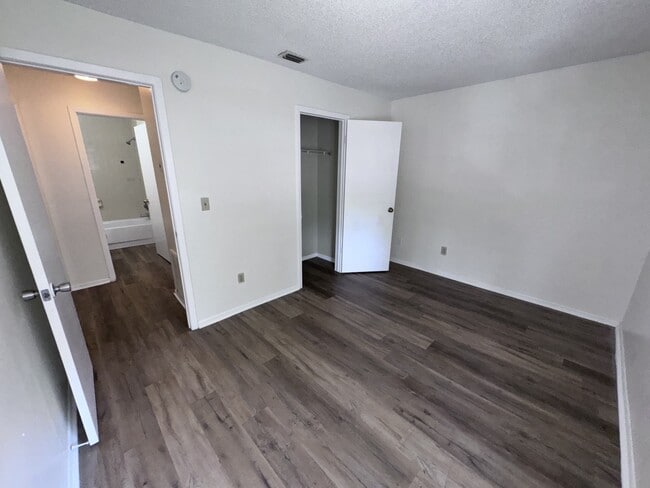 Building Photo - 3944 Tumble Wood Trl