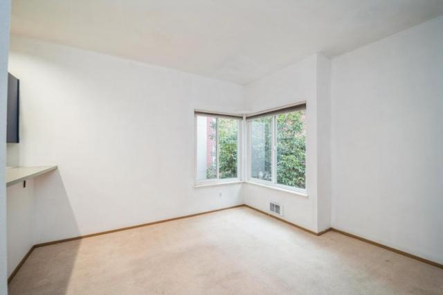 Building Photo - 1 bedroom in Seattle WA 98122