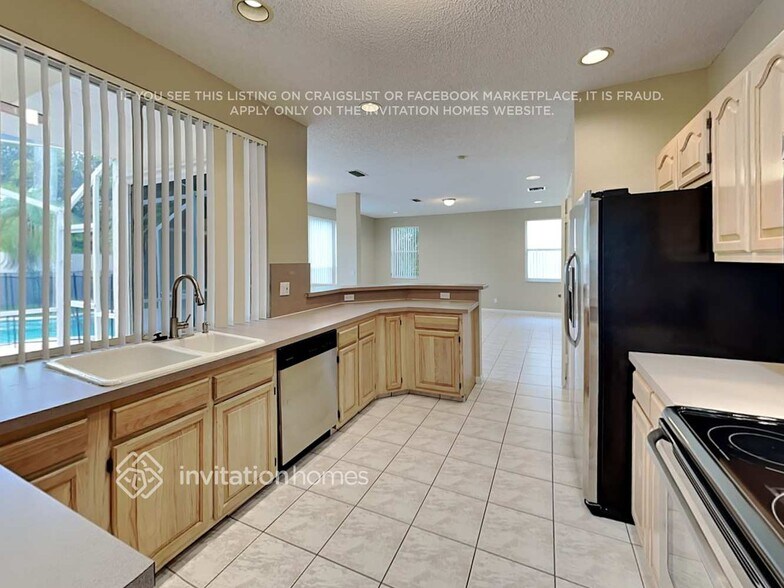 Building Photo - 4132 Trenton Ave