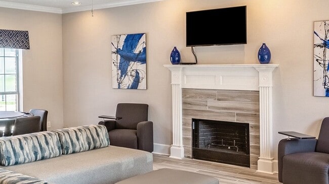 Building Photo - 3400 Pelican Pointe Dr