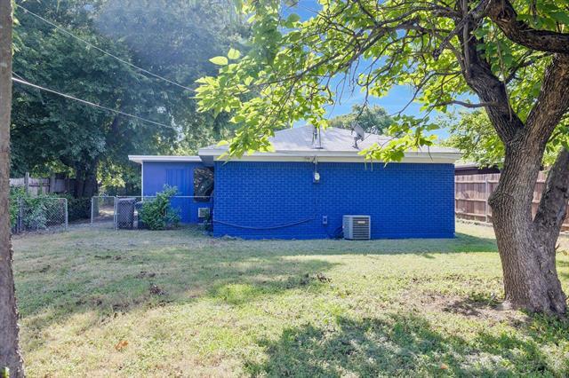 Building Photo - 3708 Ruthann Dr