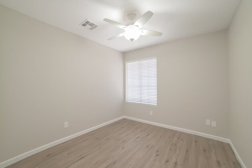 Building Photo - 11476 W Madisen Ellise Dr