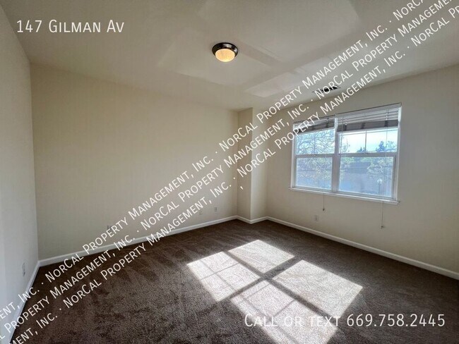Building Photo - 147 Gilman Ave