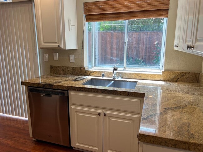 Building Photo - 4173 Garibaldi Pl