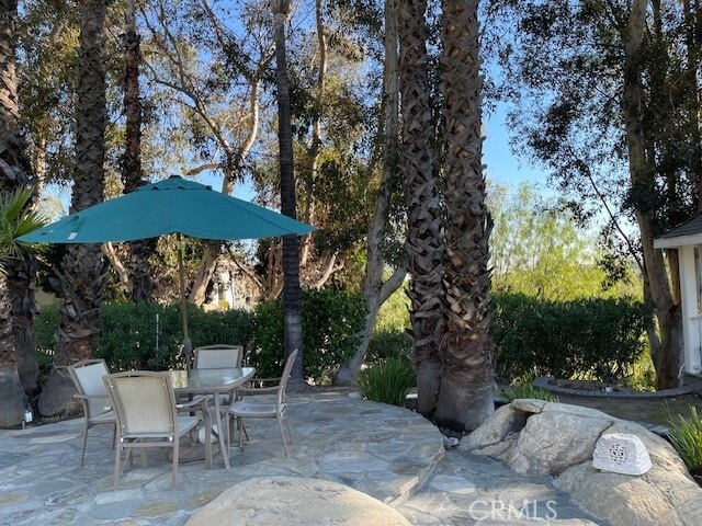 Building Photo - 401 Puddingstone Dr