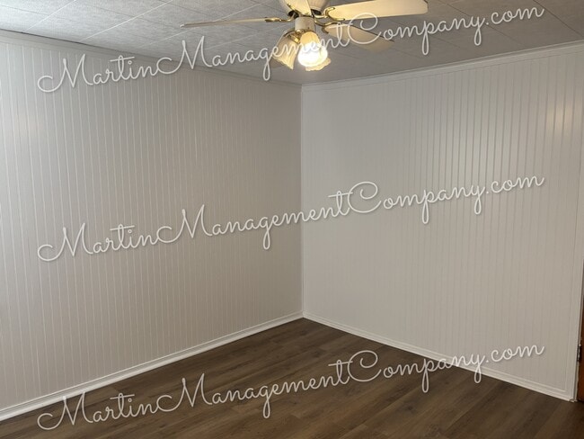 Building Photo - 1844 S Beacon Ave