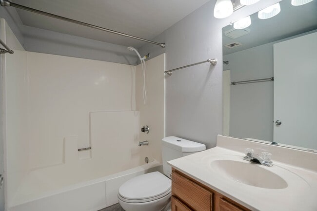 Building Photo - 6120 Antelope Villas Cir