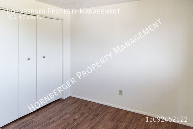 Building Photo - 4812 N Drury Rd