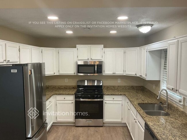 Building Photo - 5615 Princeton Oaks Dr