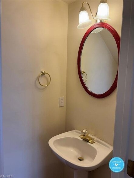 Building Photo - 7509 Riverside Ct