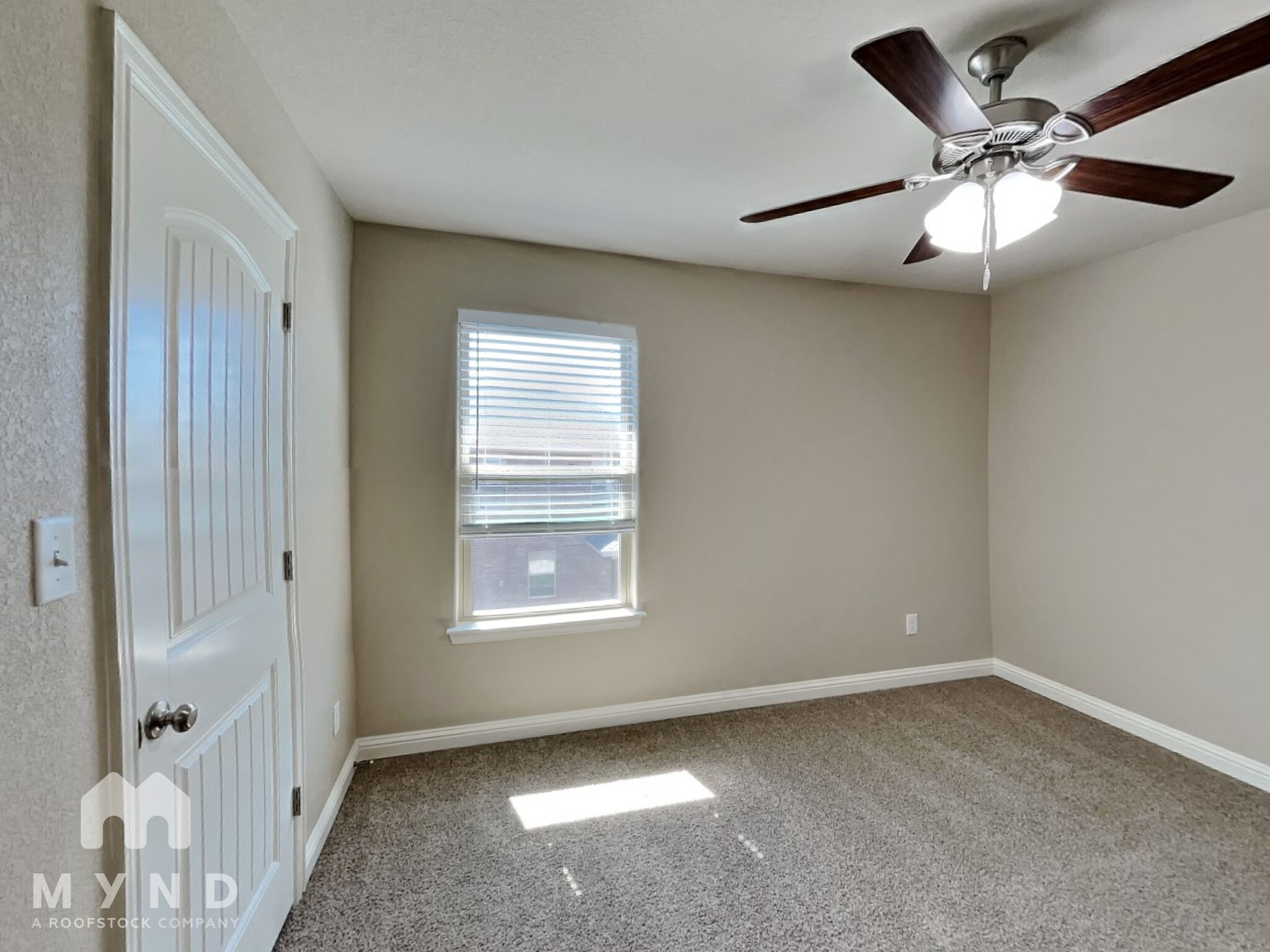 Building Photo - 700 Rolling Terrace Cir